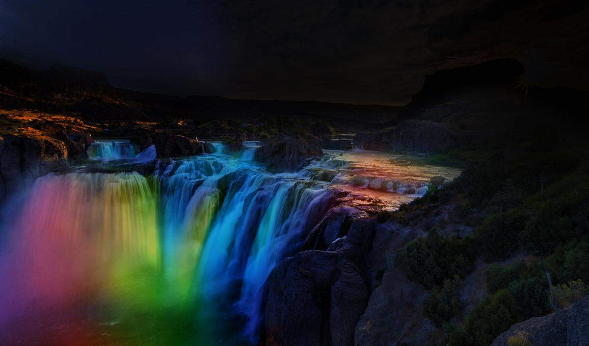 As this rendering demonstrates, Southern Idaho Tourism, Idaho Central Credit Union, and the City of Twin Falls will illuminate Shoshone Falls after dark during May in a manner similar to the lighting at Niagara Falls. Known as “the Niagara of the West,” Shoshone Falls looms 212 ft. above the Snake River and is 36 ft. taller than Niagara Falls. Forbes recently rated Shoshone Falls as the top bucket list destination for Idaho, and last month Condé Nast Traveler named it one of “8 Waterfalls in the U.S. Worth Traveling For.”