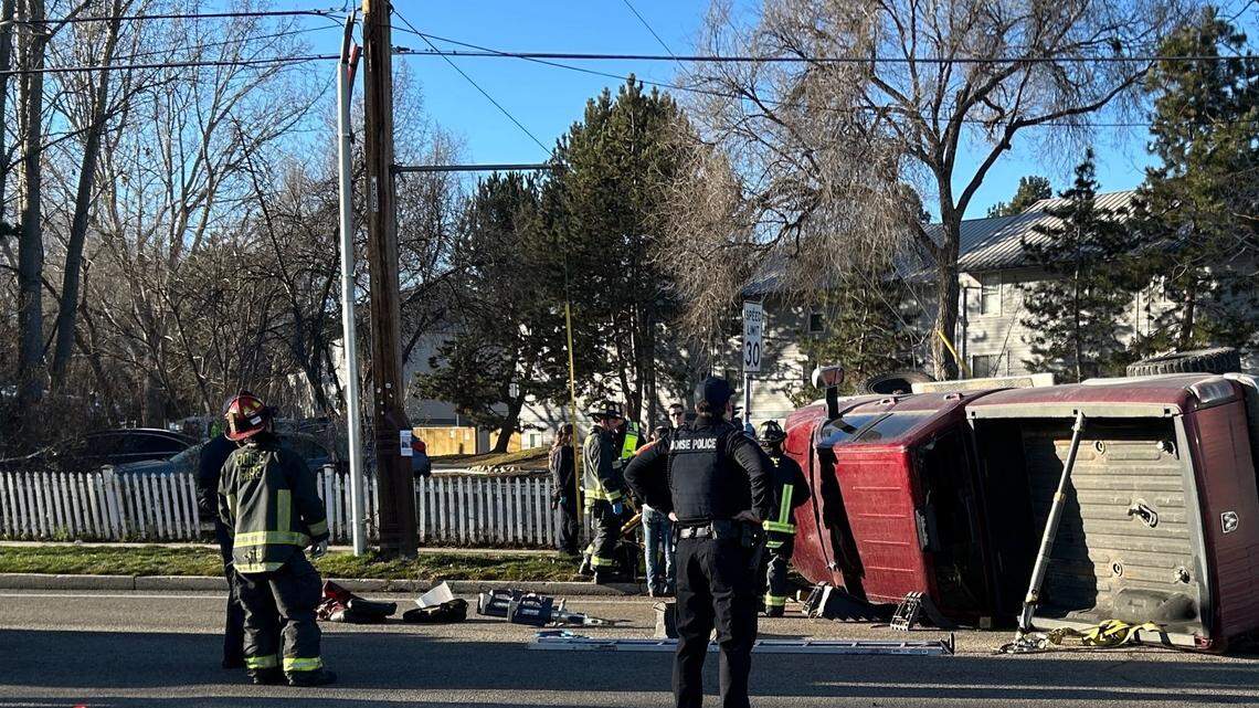 Update: Police reopen W. Boise Avenue following crash that overturned truck