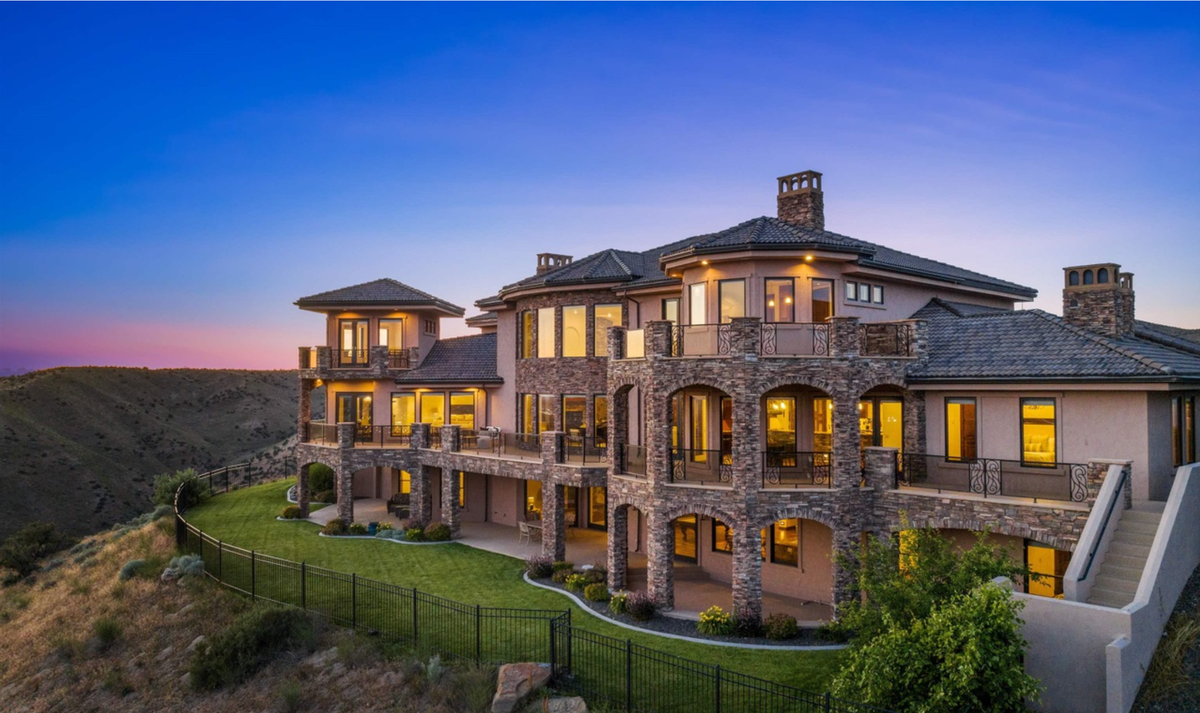 4162 W. Quail Hill