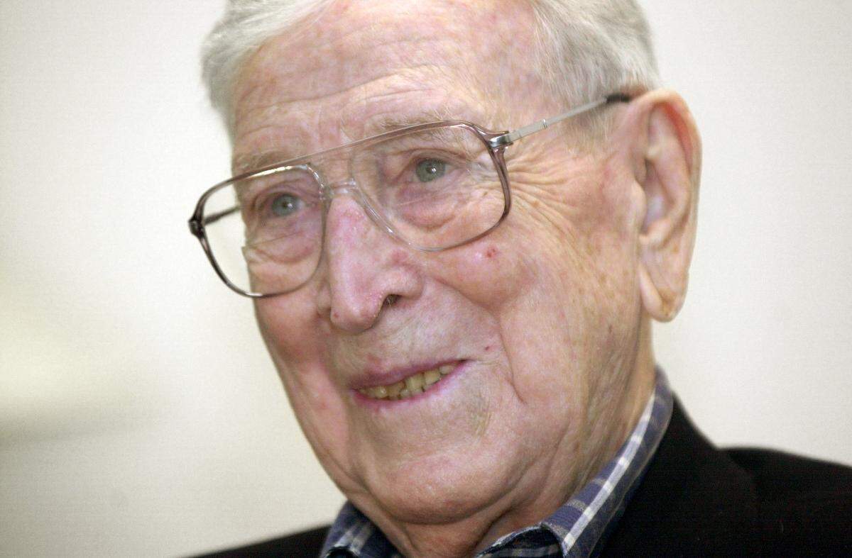 Former UCLA coach John Wooden and his wife, Nell, had an award named in their honor by the World Sports Humanitarian Hall of Fame. The Nell and John Wooden Humanitarian Award for Lifetime Coaching Achievement was introduced in 2002.