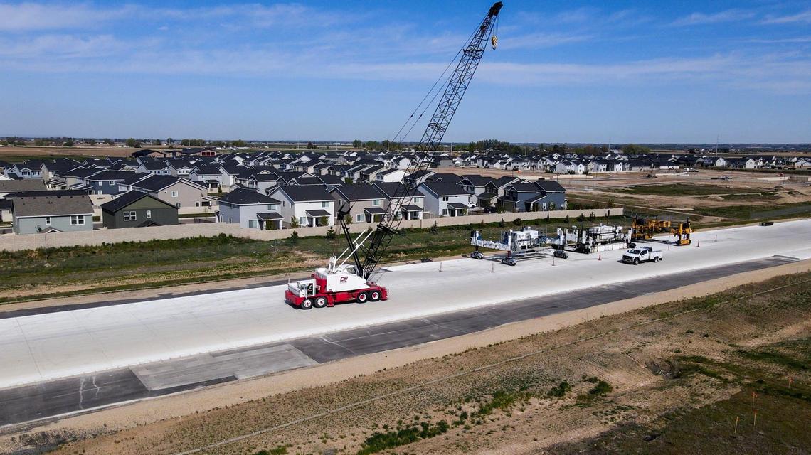 Construction crews work to complete the Idaho 16 expansion through west Meridian.