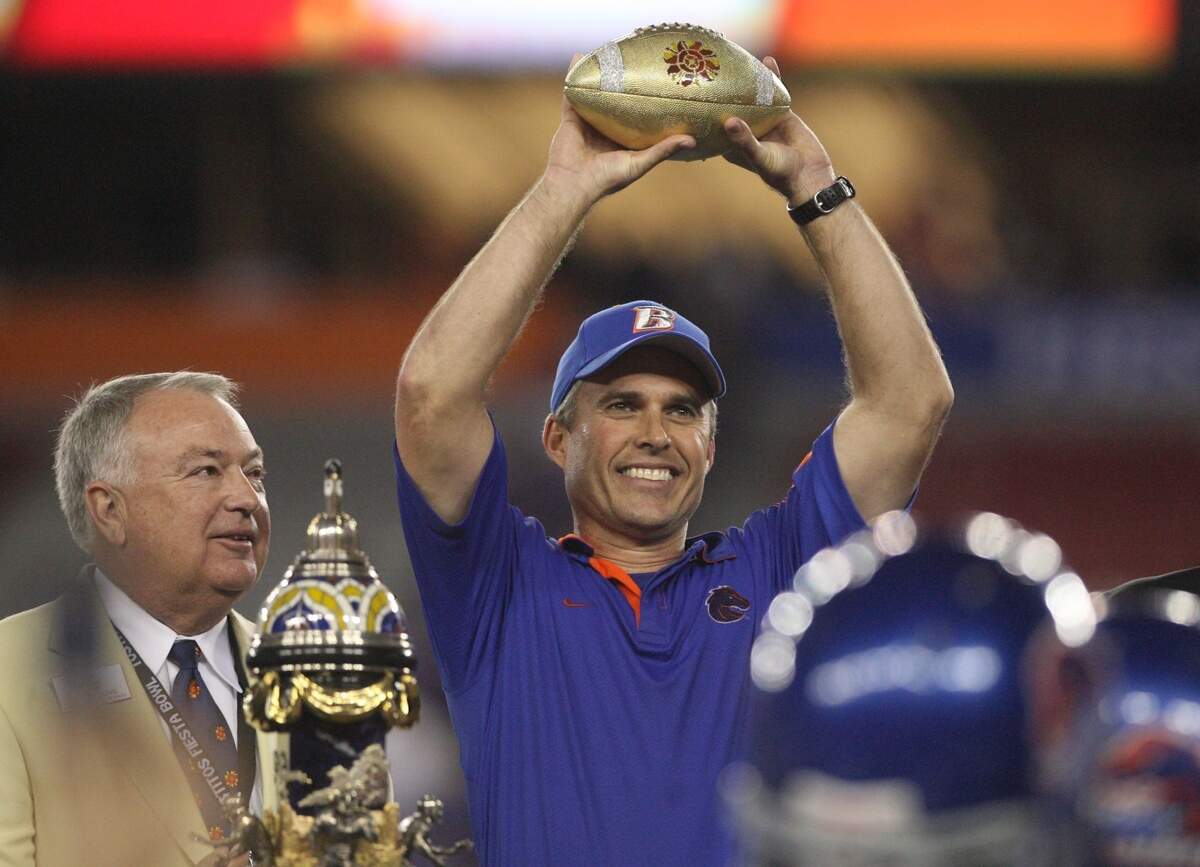 Boise State and then-coach Chris Petersen ended the 2009 season with a 14-0 record and a victory over TCU in the Fiesta Bowl. That season began with an impressive win over a ranked Pac-12 opponent, Oregon.