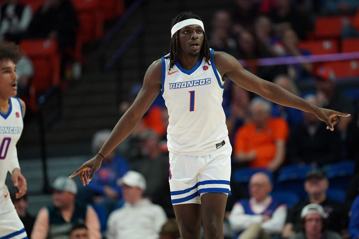 Boise State junior O’Mar Stanley celebrates after hitting a shot in the Broncos’ 89-55 win over Vanguard on Tuesday. The transfer from St. John’s finished the game with 16 points and seven rebounds.
