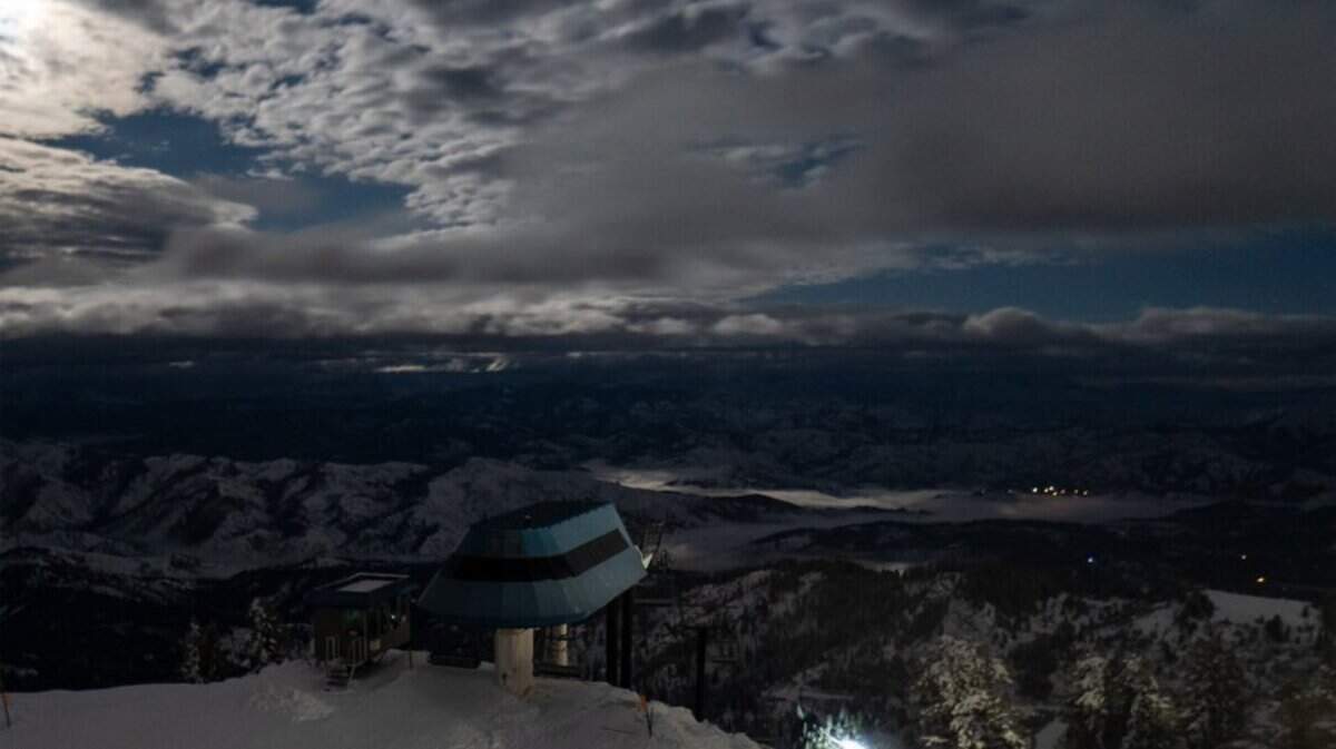 The weather forecast called for overnight clouds and fog Wednesday night into Thursday morning near Bogus Basin Mountain Recreation Area. The ski area reported 4 inches of new snow in the past 24 hours, including 3 inches that fell after 5 p.m. Wednesday.