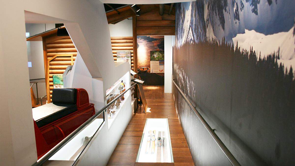 The Idaho Park and Recreation exhibition, located in the “Idaho Land and its People” exhibit in the Central Idaho Gallery at the Idaho State Museum. Items on exhibit come from Harriman State Park.