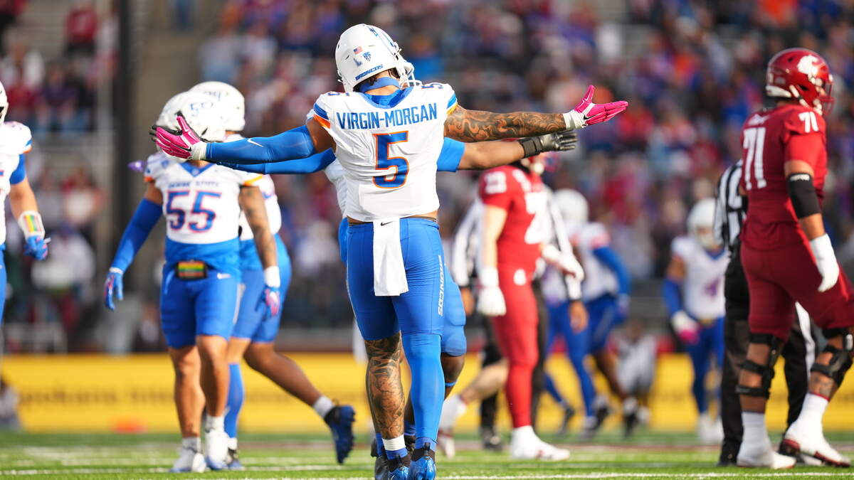 Washington State’s new QB had a ‘terrifying’ quality. Boise State clamped it down