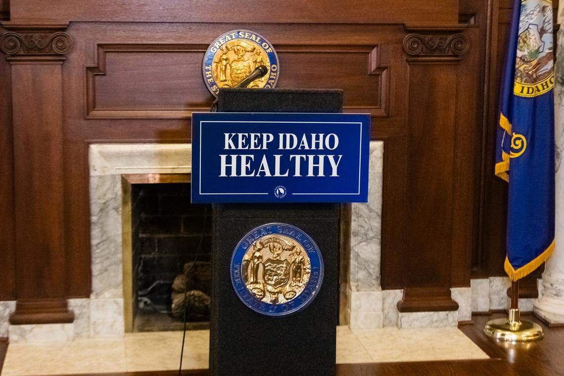 Detail view of a "Keep Idaho Healthy" sign with the state seal on a podium in the Idaho Capitol in Boise, Idaho on July 23, 2025. Gov. Little hosted Secretary of Health and Human Services Robert F. Kennedy Jr. for brief remarks to media and a MAHA-related proclamation by the governor.