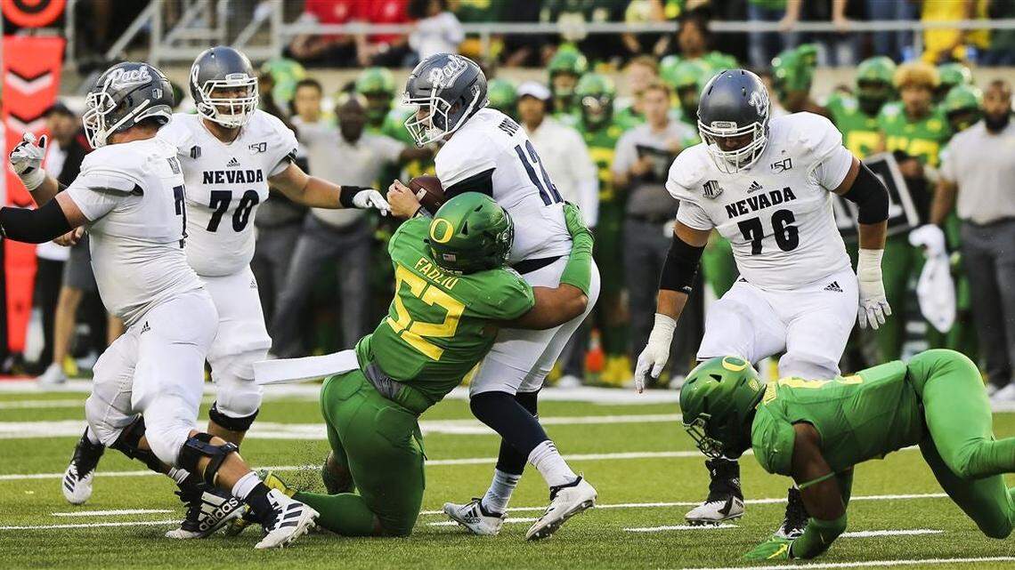 Former Oregon outside linebacker Andrew Faoliu is transferring to Boise State.