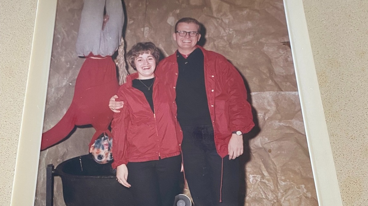 Harry Denton at a Phi Gamma Delta (Fiji) fraternity party with Linda (Teter) Kvamme. Denton often organized parties and played grand piano at fraternity get-togethers.