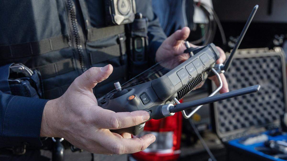 Officer Mark Horvath demonstrates piloting a drone at the Meridian Police Department, Wednesday, Feb. 4, 2026. Meridian Police Department uses drones for traffic crash reconstruction, missing persons cases and tracking suspects. A new program will utilize the deployment of drones as first responders.