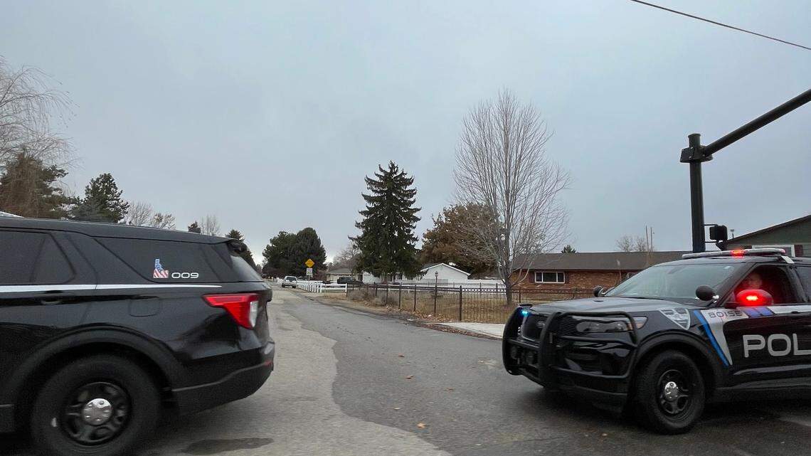 A structure fire temporarily closed a portion of Cloverdale Road.