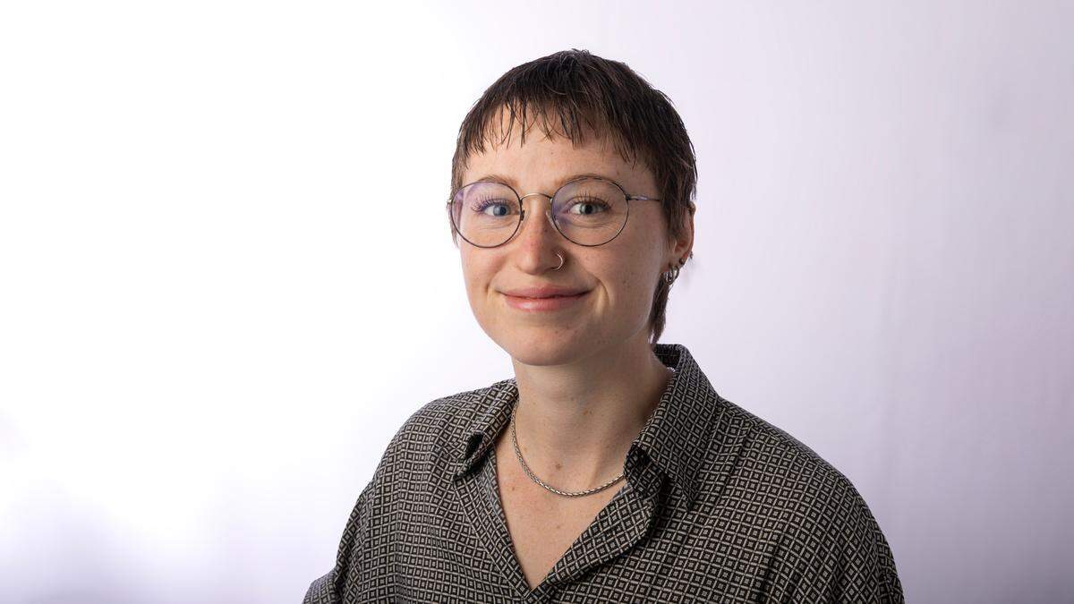 Profile Image of Rose Evans