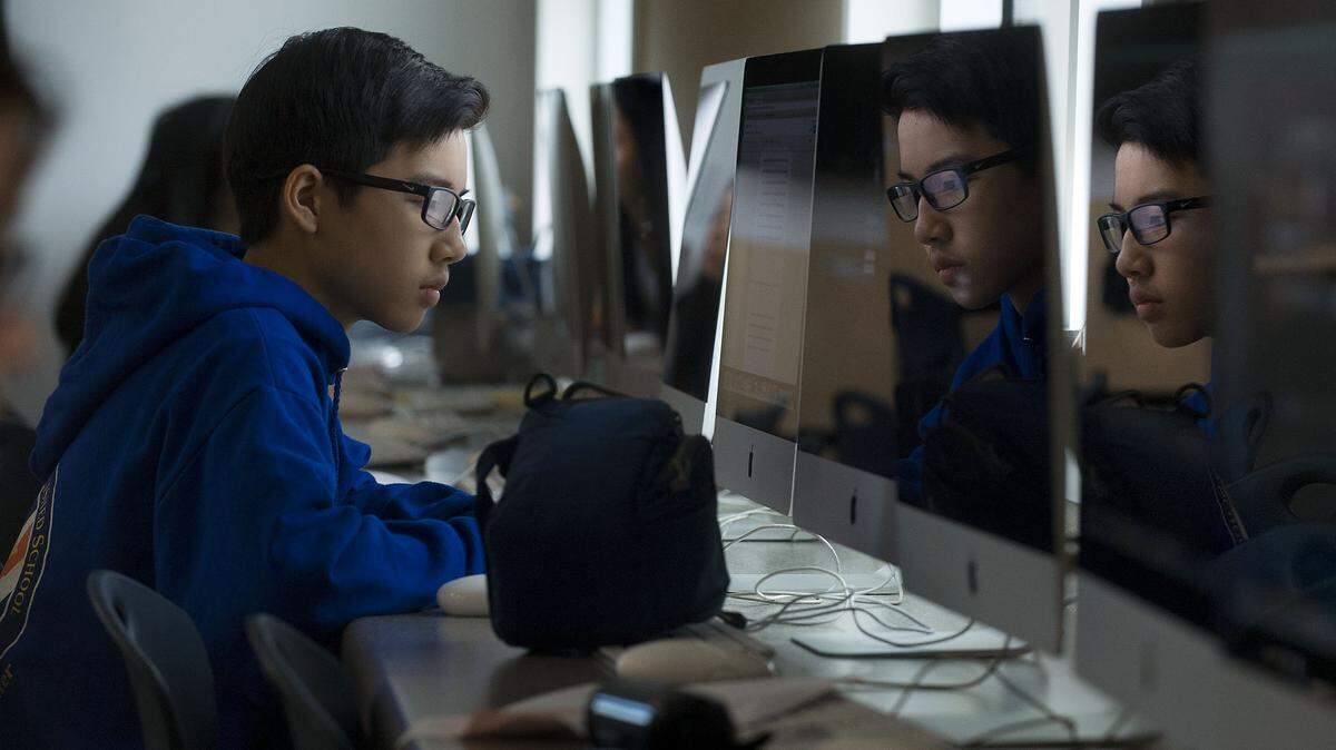 Computer access and solid internet connection to allow schooling at home is something lacking for many low-income and underserved residents in the San Joaquin Valley.