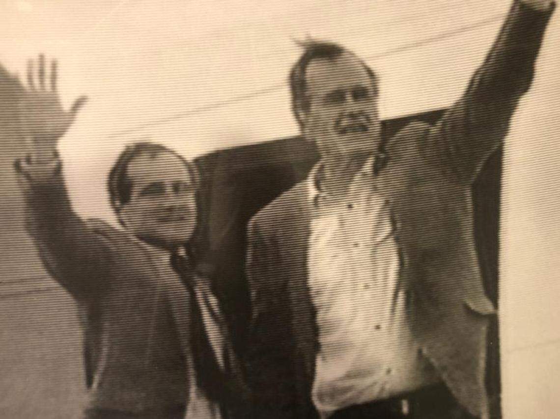 James Risch and President George H.W. Bush.