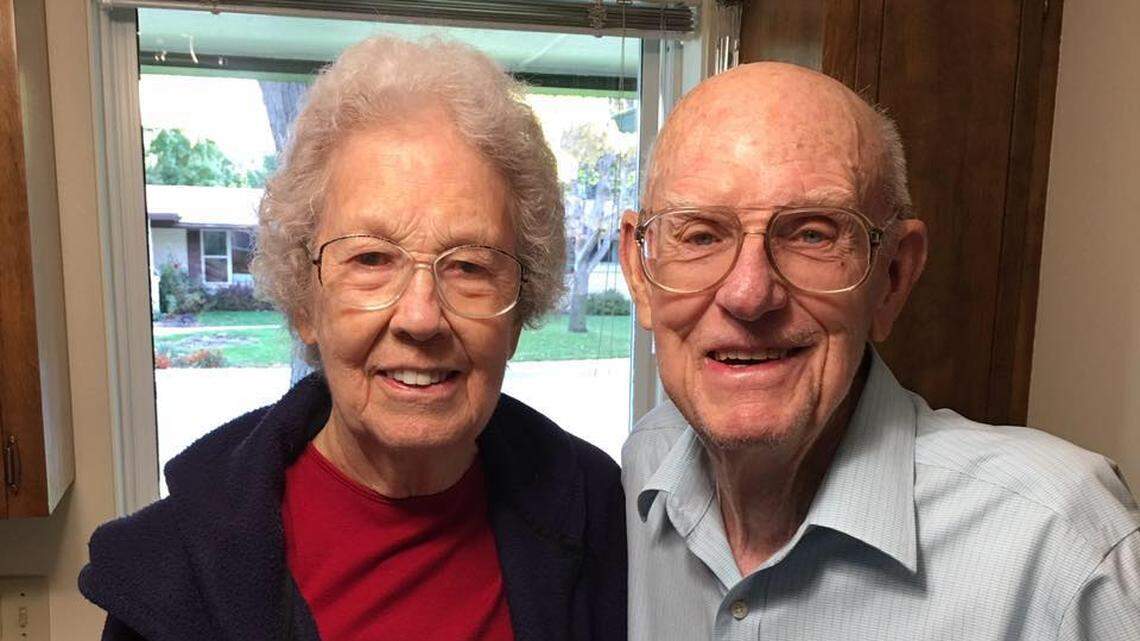 Florence and Bob Goar at home in 2017.