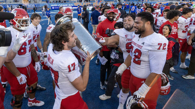 PHOTOS: Boise State falls to Fresno State 30-7