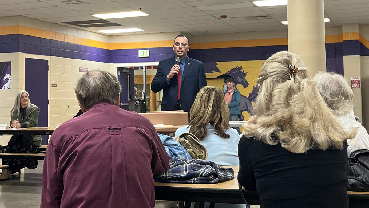 Robert Gillis, a candidate for Eagle City Council, delivers an opening statement. Gillis said he aligns with fellow candidate Kenny Pittman on many issues facing Eagle.