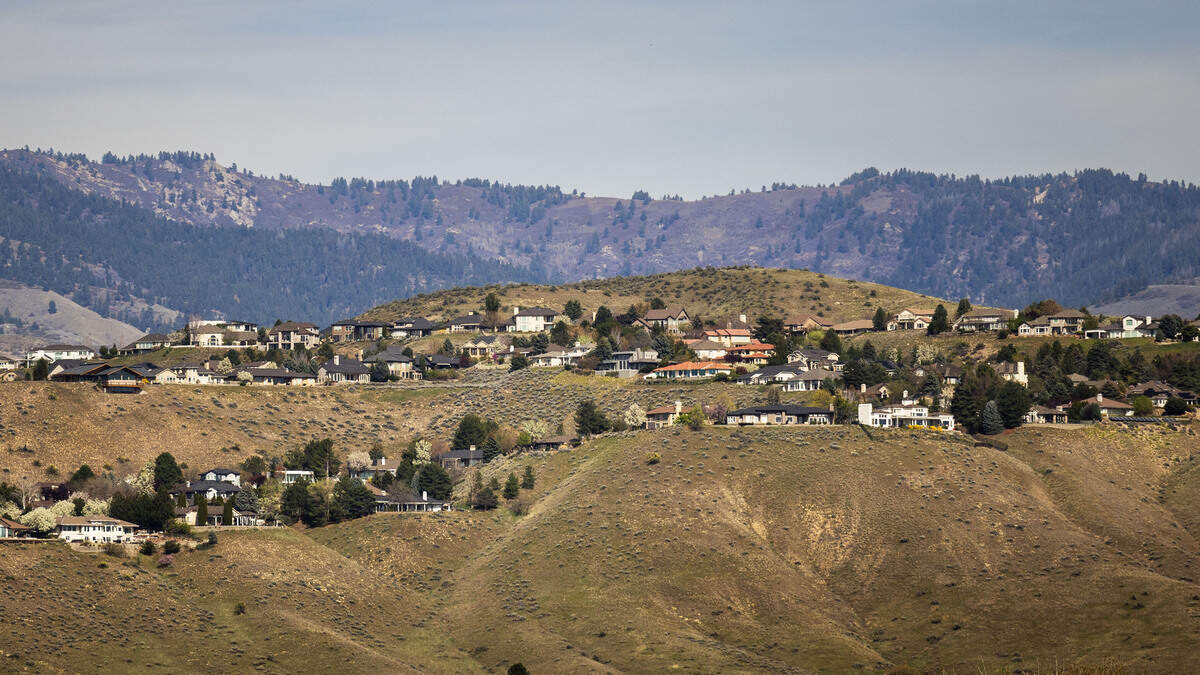 Homes line a ridge of the Boise Foothills, Saturday, March 28, 2026.