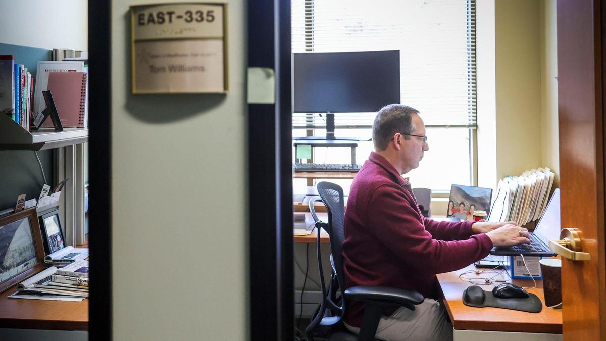 “I like the four-day workweek,” said Tom Williams, partner business manager at Healthwise. He keeps his Fridays free of business meetings. “Even if I don’t take Friday off, I have a day when I can get a lot of work done,” he said. If his list of work goals for the week is completed, he takes Friday off. “It’s good for my work-life balance. It’s good for morale, the company, and it also gives me a meeting-free day.”