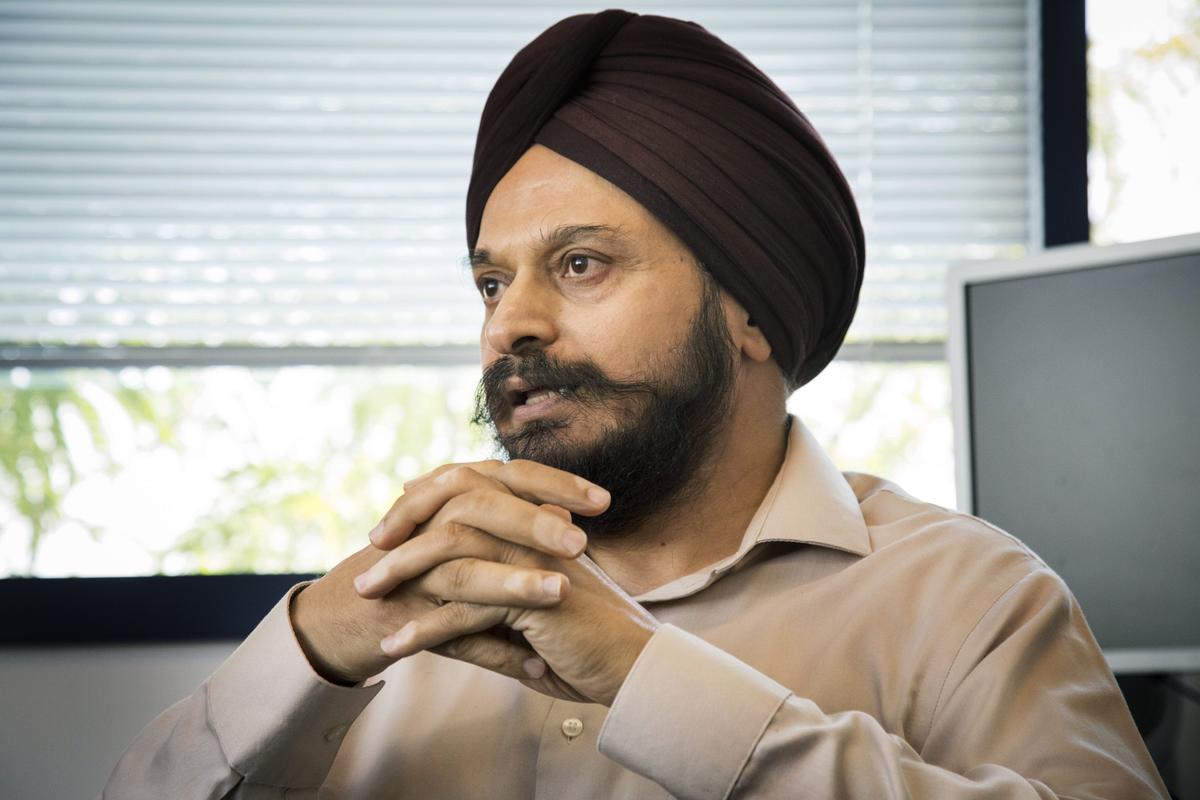 Gurtej Singh Sandhu, a longtime Boise Micron engineer, holds the fifth-most number of patents of anyone in the world - about 1,400 patents, which surpasses Thomas Edison, who had 1,093 patents.