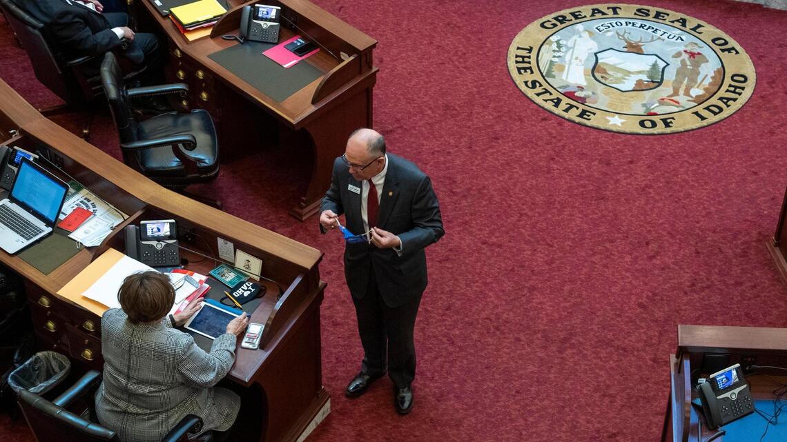 Here are the 8 measures that would limit Gov. Little’s emergency powers as Idaho faces COVID