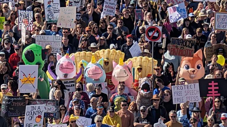 ‘This mess’ is a ‘dangerous time’: Thousands rally at Boise ‘No Kings’ protest