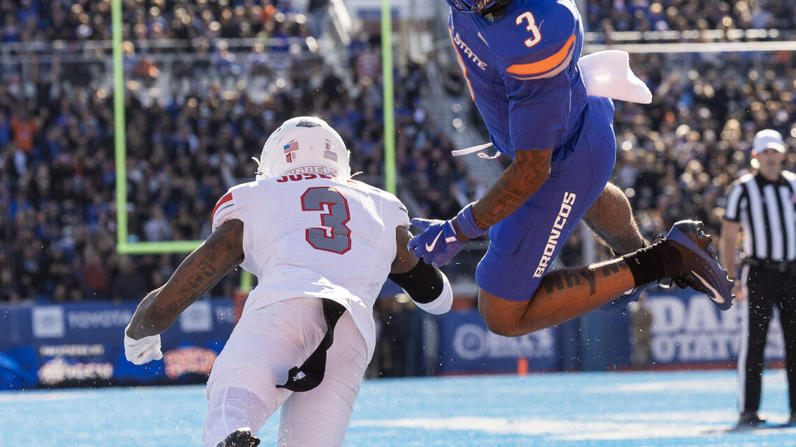 3 head coaches, 5 coordinators, COVID, injury: Boise State WR has seen it all