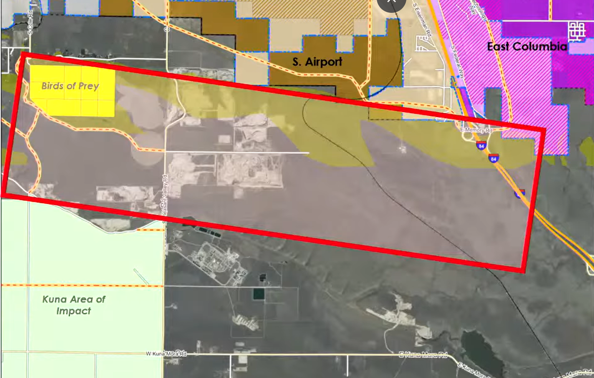 The “Third Bench,” now mostly sagebrush hillside, is outlined in red. 