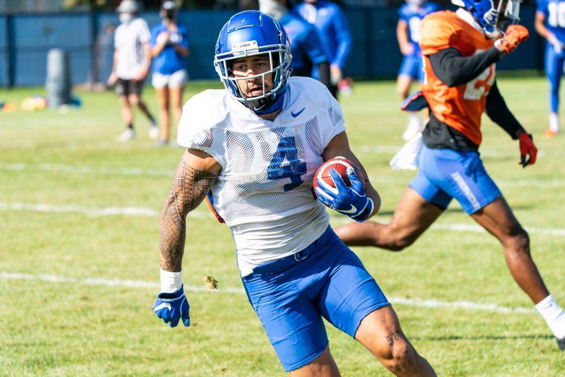 Former Oregon running back Cyrus Habibi-Likio joined the Broncos this year after scoring 21 career rushing touchdowns for the Ducks.