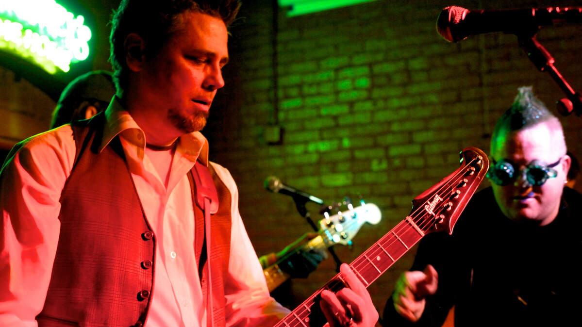 After a long tradition of live music, Tom Grainey’s will stop hosting bands. “What I’m tasked to do as an owner, as a manager, is to look at something, tear it apart, digest what’s going on and make it better,” owner Jason Kovac says.