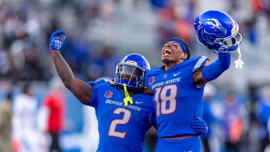 Boise State’s leading rusher rebuffs transfer portal, says he’s a ‘Bronco for life’