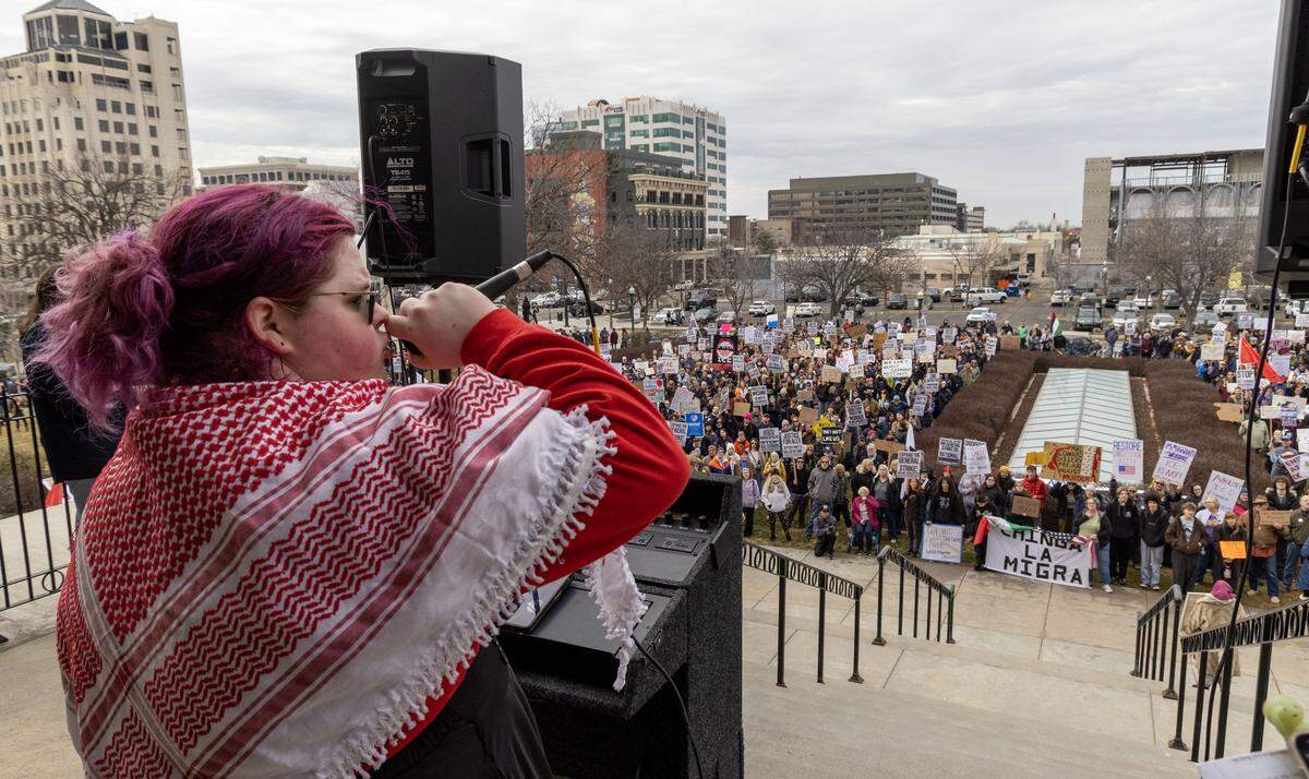 Morrighan Nyx, with the Party for Socialism and Liberation, gets a crowd over 1,000 people chanting anti-ICE slogans on the west steps of the Idaho Statehouse during a coordinated National Strike in Boise, Friday, Jan. 30, 2026.