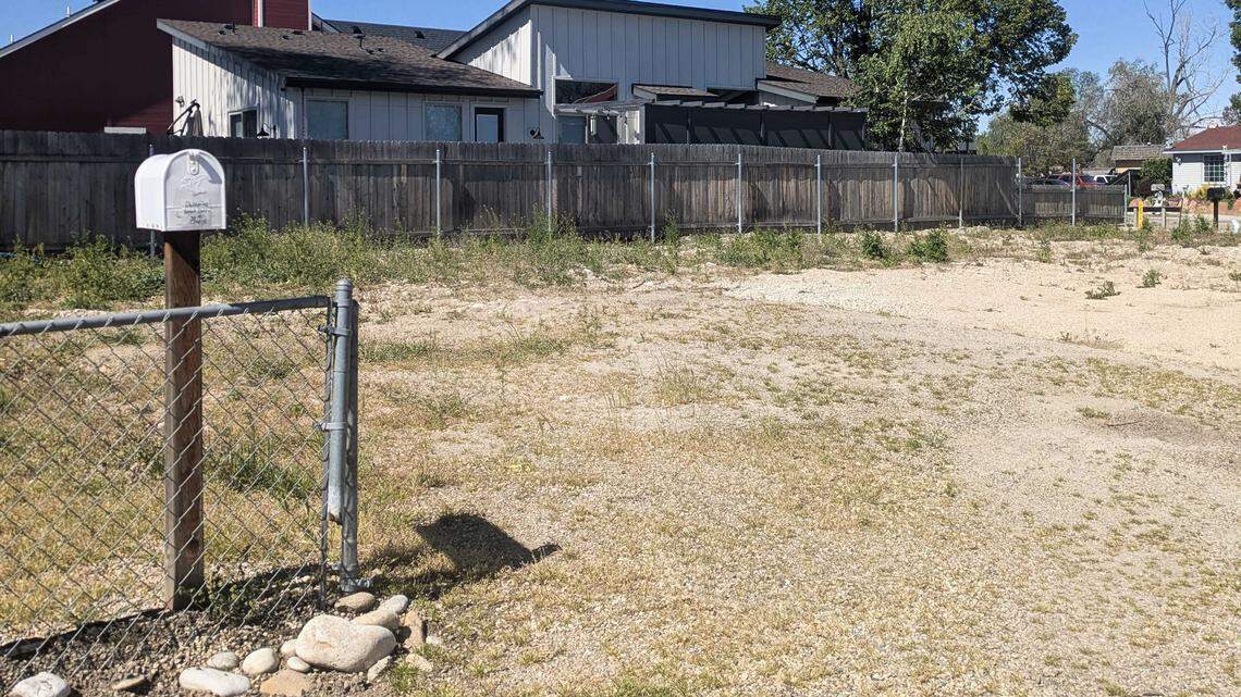 A mailbox sits on an empty lot at the corner of 36th and Clay streets on Monday. The property is at the center of a voter registration challenge by Ryan Davidson’s primary opponent, Holly Cook.