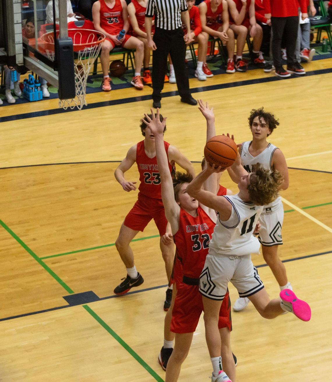 Mountain View’s Logan Haustveit makes a basket during their game at home against Owyhee on Thursday, Jan. 5, 2023. Mountain View won 66-65.