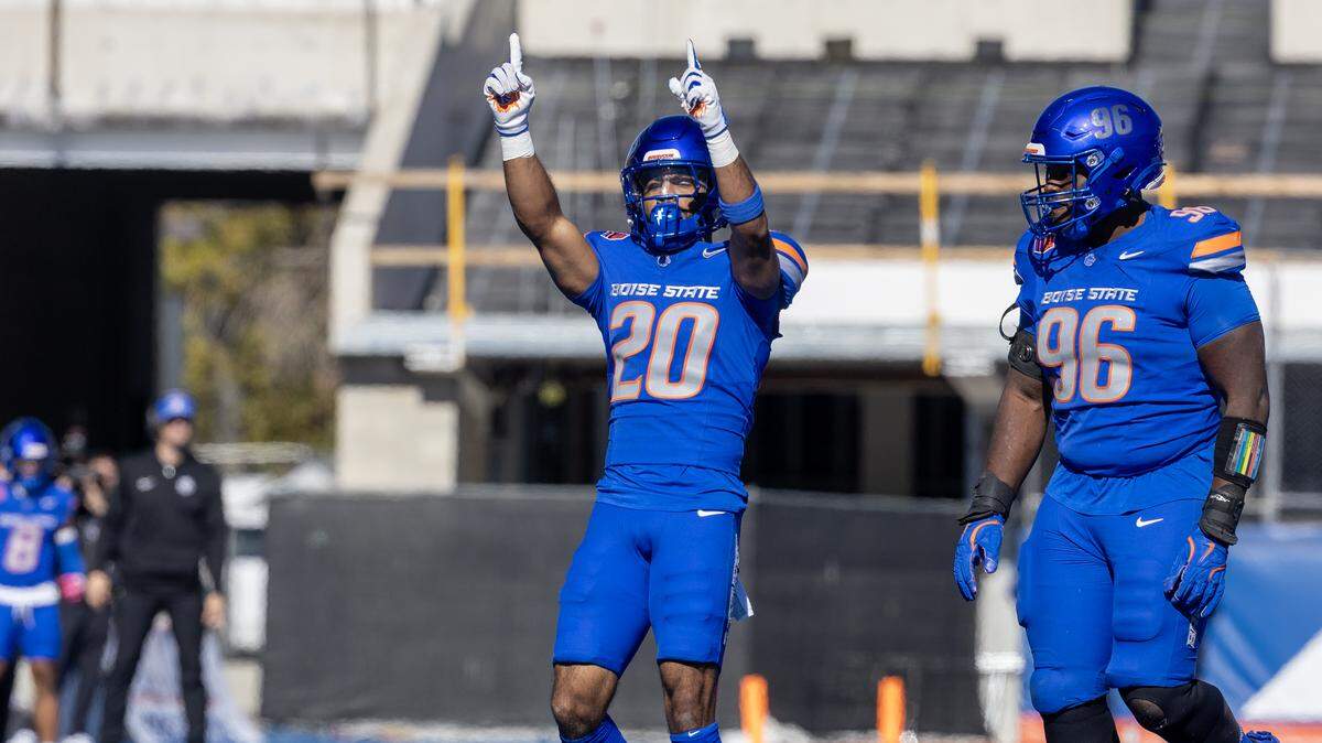 Jaden Mickey celebrates after a tackle in the first quarter of October home game against UNLV.