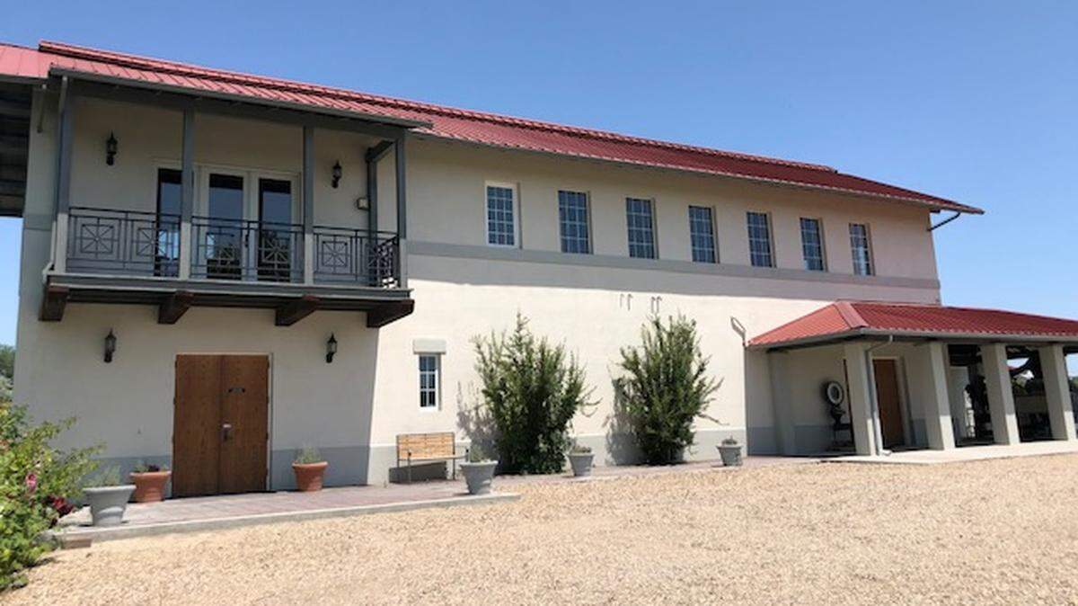 Koenig Distillery in Caldwell has halted its production of potato vodka to team up with St. Luke’s Health System to produce hand sanitizer.