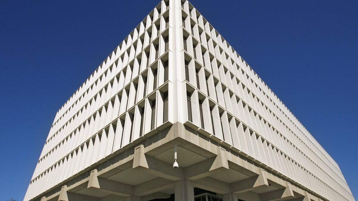 The late Boise architect Charles Hummel designed the James A. McClure Federal Building and U.S. courthouse in downtown Boise. It features a bold cantilever design that allows the base of the massive structure to recess and the building to appear suspended. “We wanted the building to assert itself, not to be comfortable,” he told the Statesman. “It’s a challenging building. That’s the idea. If a U.S. courthouse doesn’t assert itself, it’s not much of a courthouse.”