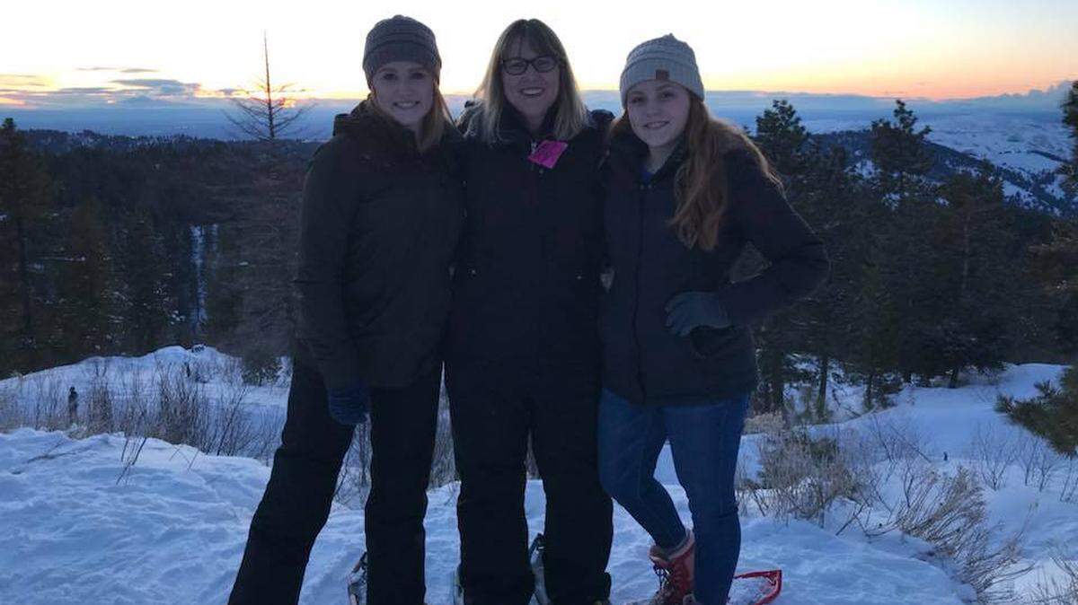 The Starlight Snowshoe Benefit on Saturday, Feb. 23, raises funds for diabetes research “to turn type one into type NONE.”