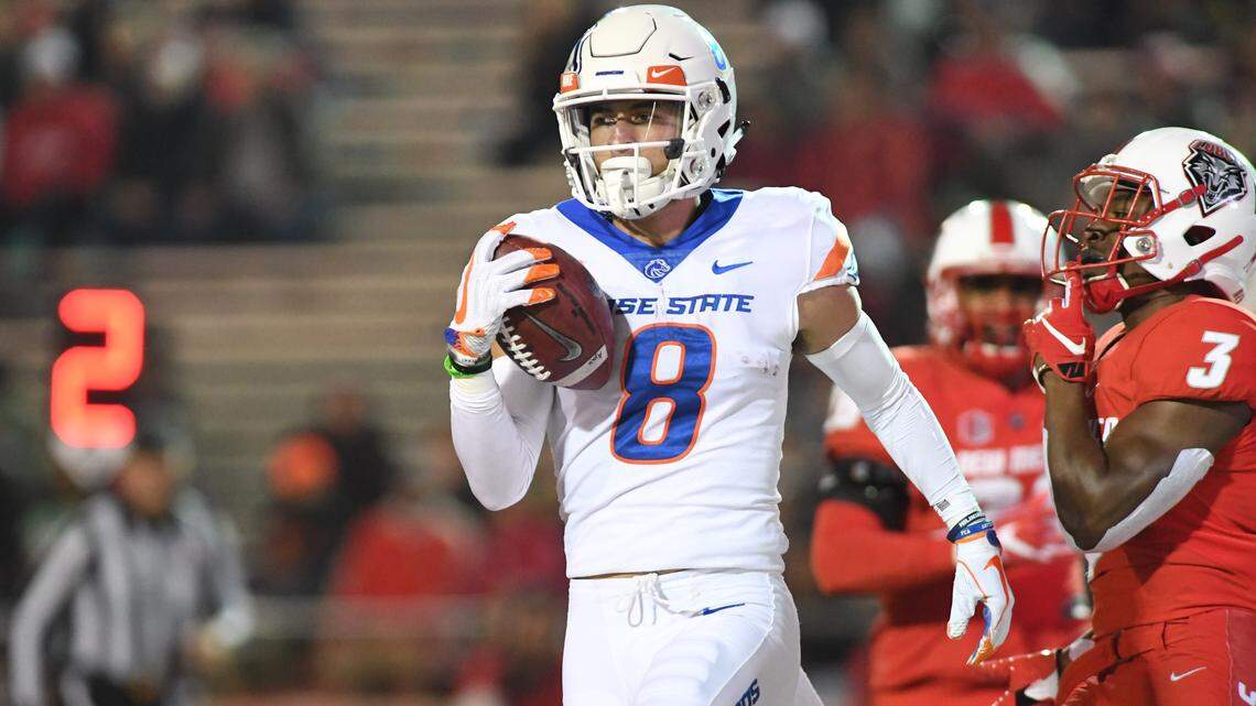 Boise State wide receiver Sean Modster scored two first-half touchdowns against New Mexico.