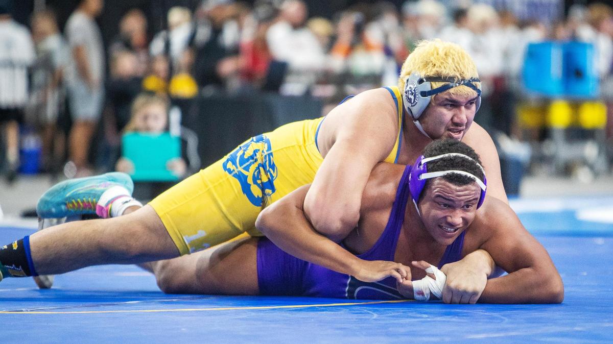 Caldwell’s Miguel Perez beat Century’s Jackson Geslin for the 4A 285-pound state championship Saturday at the Ford Idaho Center.