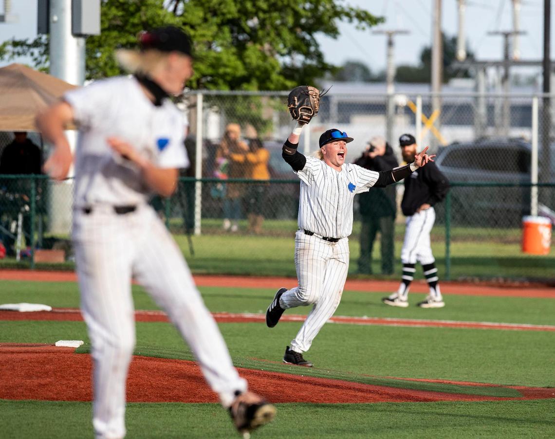Timberline celebrates after the final out of its 12-4 win over Eagle in the 5A baseball state championship game Saturday.