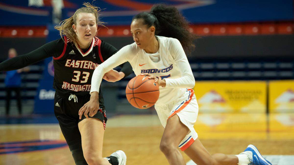Freshman Alexis Mark, right, had 15 points, three steals, two rebounds and two assists in Boise State’s 84-64 win over Eastern Washington on Thursday at ExtraMile Arena.