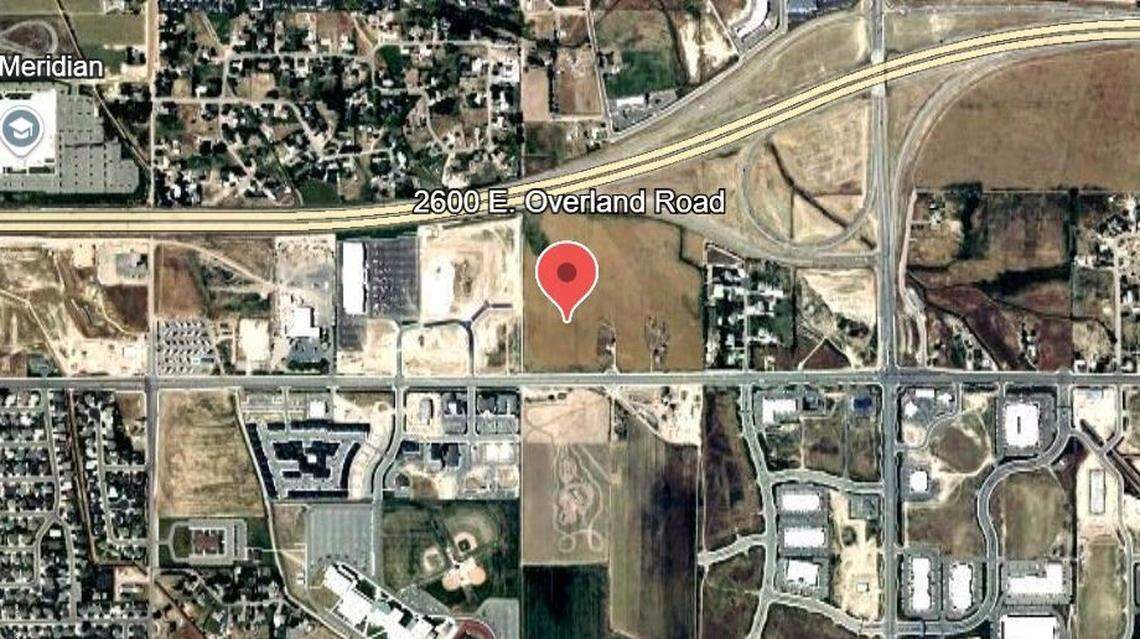 The vacant parcel at 2600 E. Overland Road in Meridian captured in June 2005. Interstate 84 swoops through the frame in yellow.