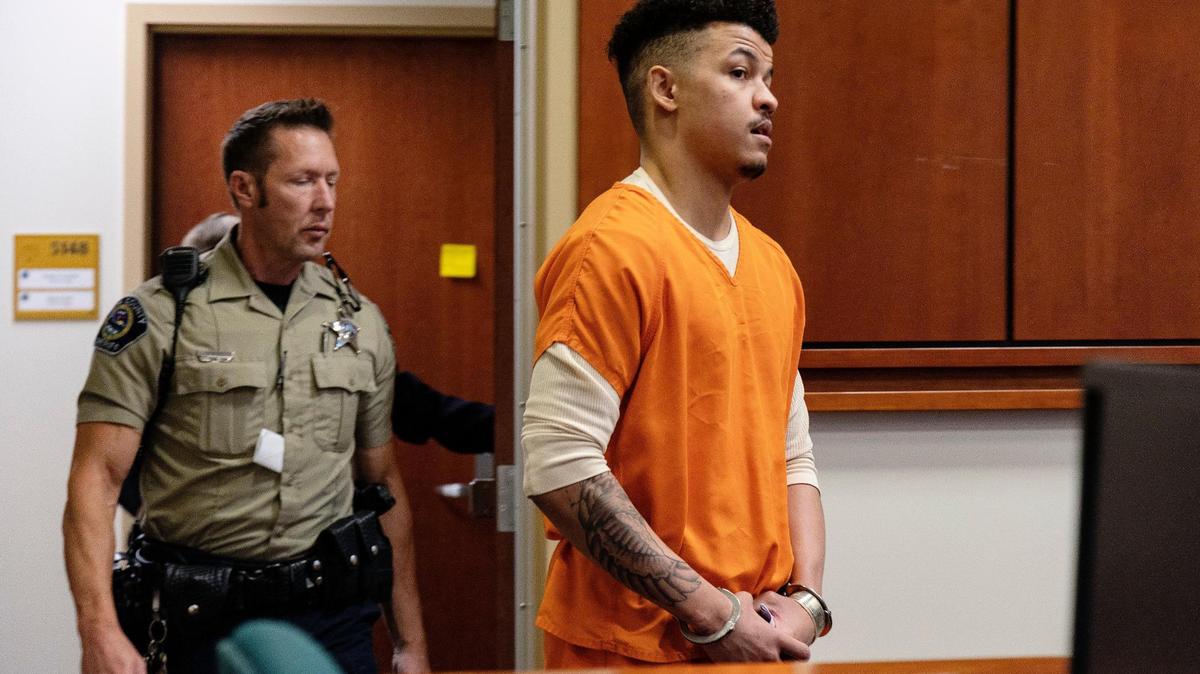 Devoune Mosley arrives at the Ada County Courthouse on Thursday for his sentencing in the attempted robbery and death of Guy Lopez II in 2021.