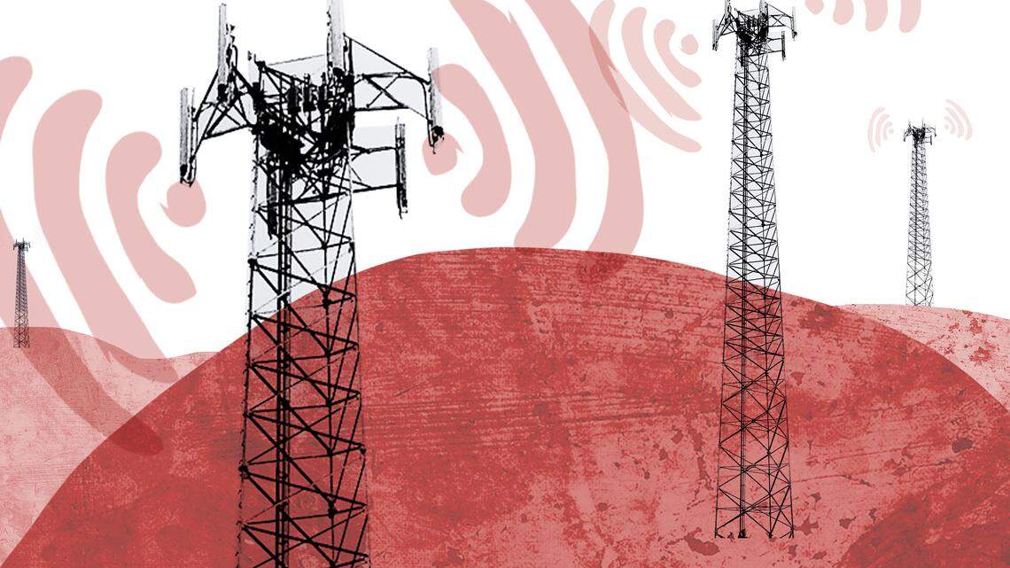 A Tennessee man who federal investigators say detonated a bomb in downtown Nashville on Christmas Day may have​ been paranoid ​about 5G technology, reports say.