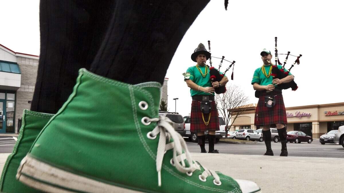 Got green kicks? Perfect! Wear ‘em at the St. Patrick’s Day Fun Run on March 16 to support YMCA Team Idaho Track and Cross Country Club.