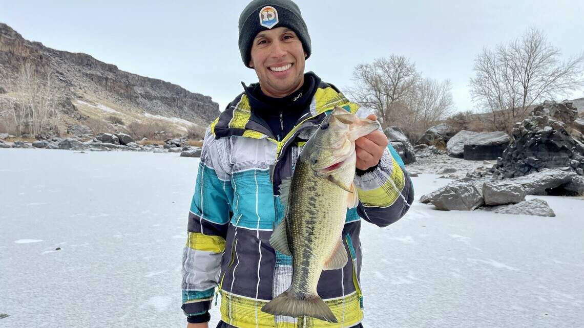 Want to level up your Idaho ice fishing trips? Try these useful tips on gear, techniques