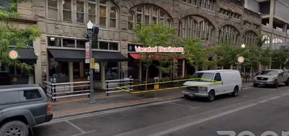 A photo presented during the meeting shows that the patio, which currently is pressed against the wall of the restaurant to allow foot traffic to walk on other parts of the sidewalk, could be extended to the empty storefront next door to allow more patio space with impeding those walking by.