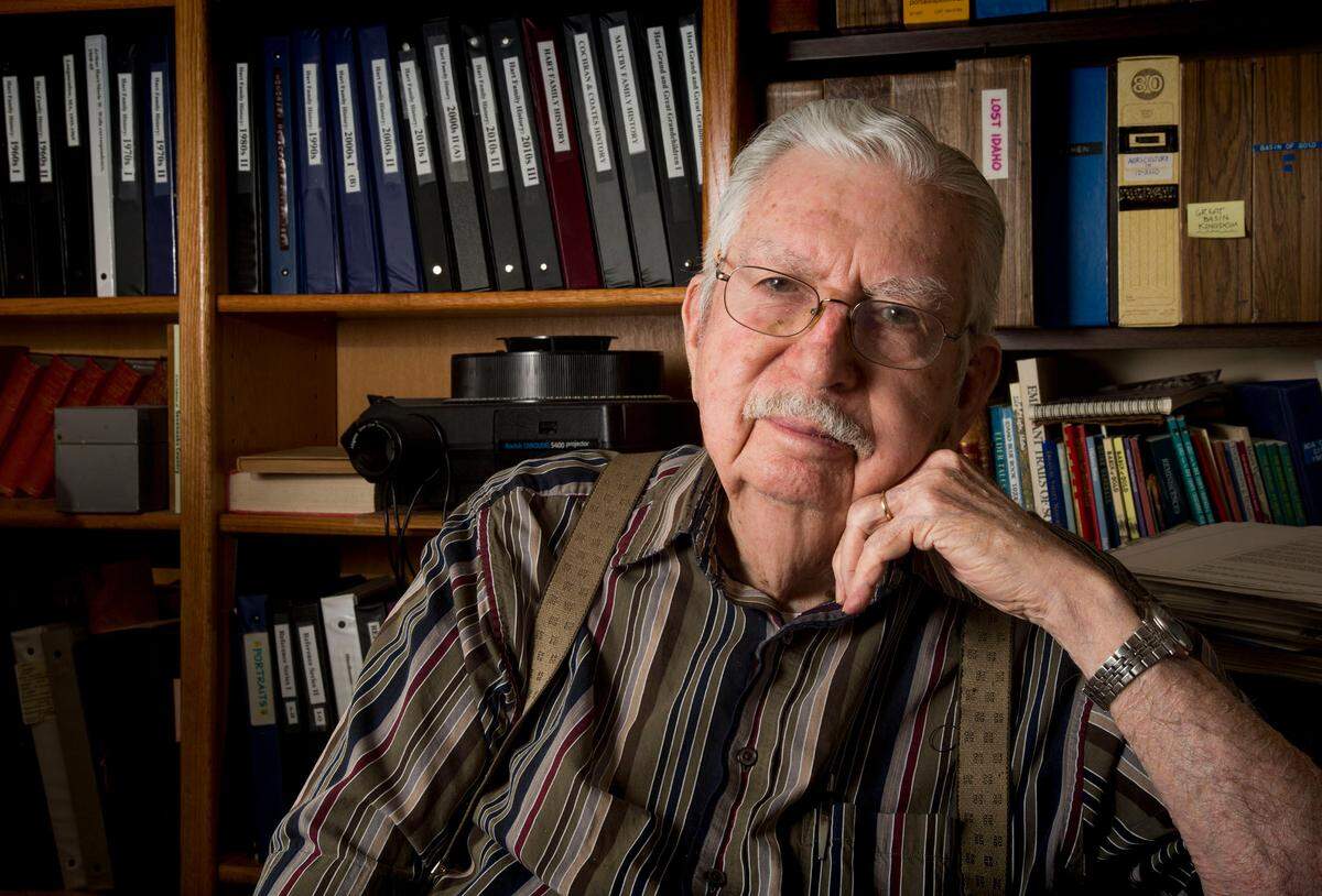 Arthur Hart, a longtime columnist for the Idaho Statesman, at his home in Boise, Idaho on Feb. 8, 2017.