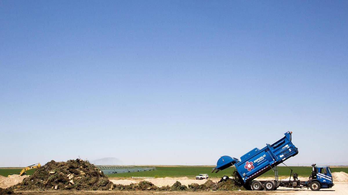 Since last year, garbage contractor Republic Services has hauled compostable materials from Boise residents' curbs to the city-owned Twenty Mile South Farm. As residents complain about a lack of available free compost, the city has pledged to provide more.